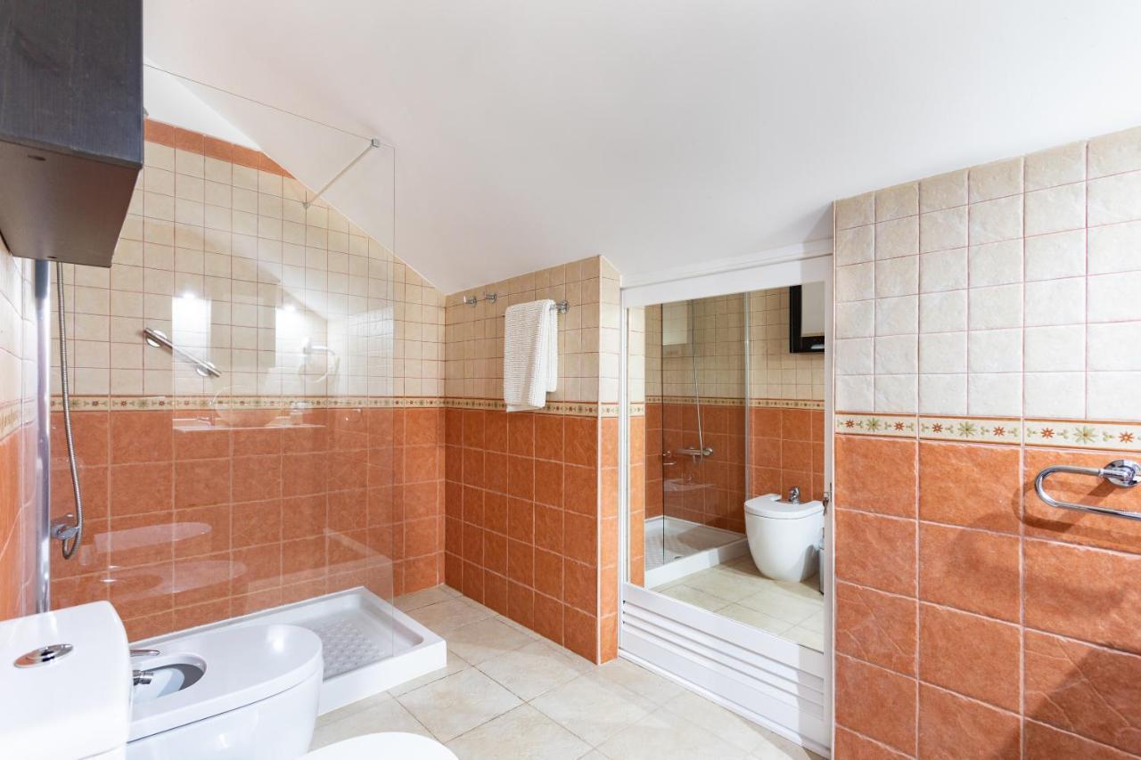 Exclusive Penthouse Playa Las Vistas 4 Close To The Sea And Beach, Aircondition For A Fee, Wifi, Terrace, Heated Pool Playa de las Américas Exterior foto