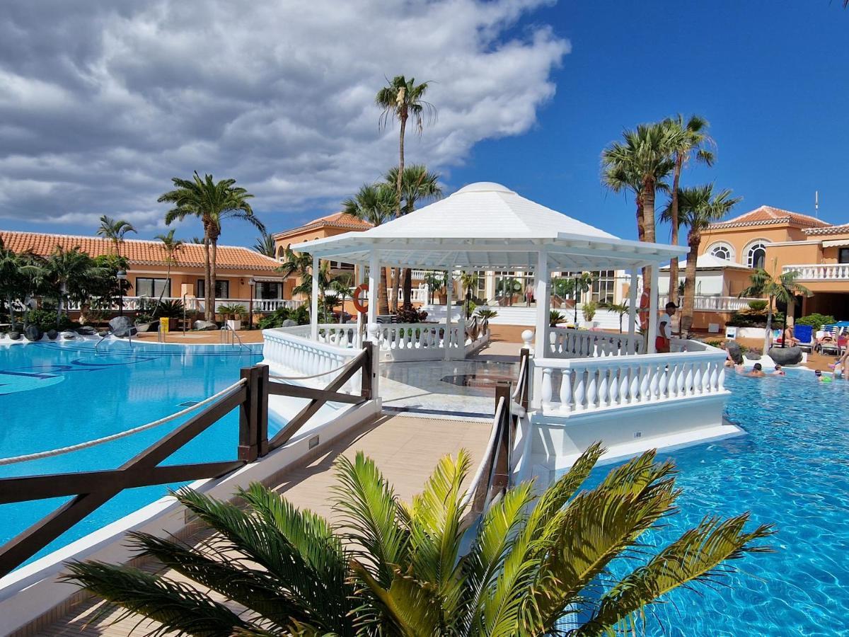 Exclusive Penthouse Playa Las Vistas 4 Close To The Sea And Beach, Aircondition For A Fee, Wifi, Terrace, Heated Pool Playa de las Américas Exterior foto